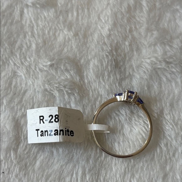 NWT Genuine Tanzanite Ring Trilogy 925 Sterling Silver Ring - Picture 5 of 5